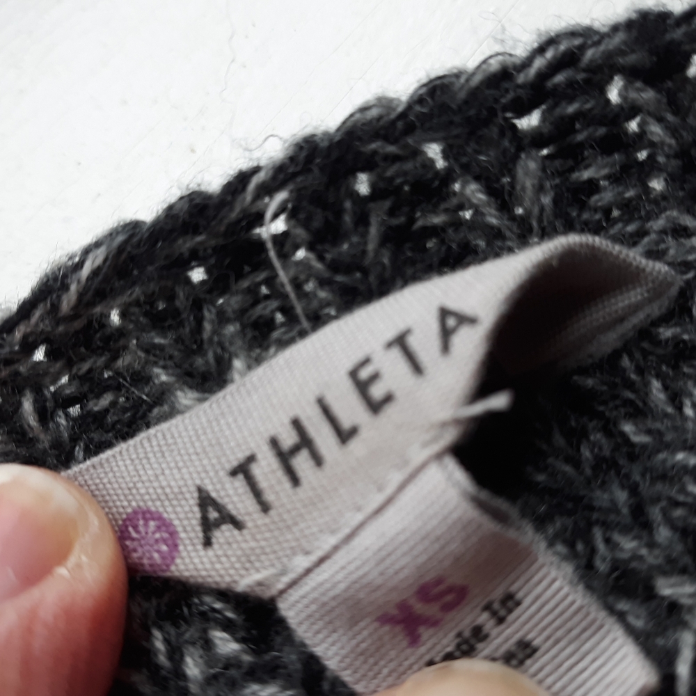 Merino Wool Sweater with Pockets - Picture 6 of 7